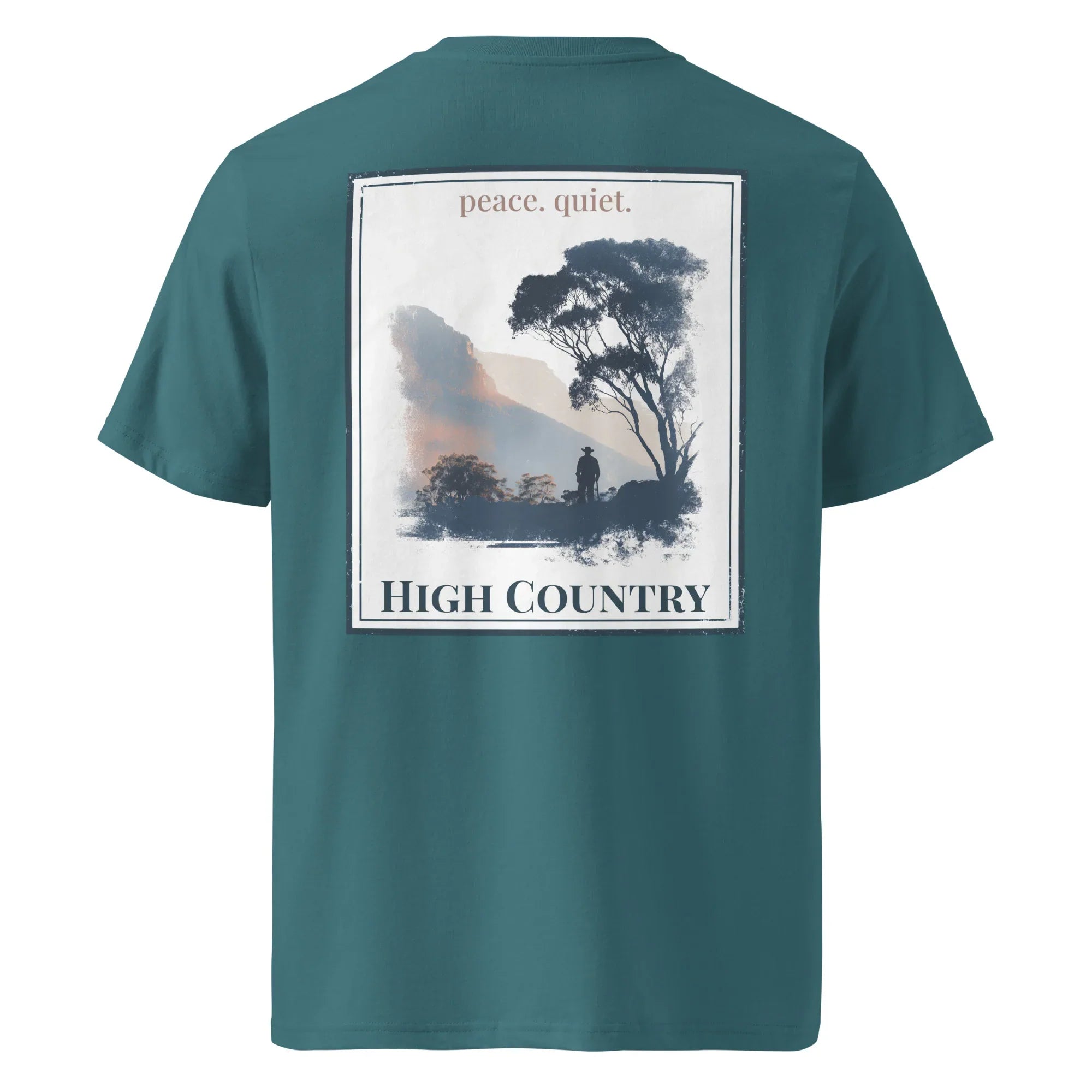 Camiseta orgánica verde petróleo: 'peace. quiet.' y gráfico 'HIGH COUNTRY' espalda